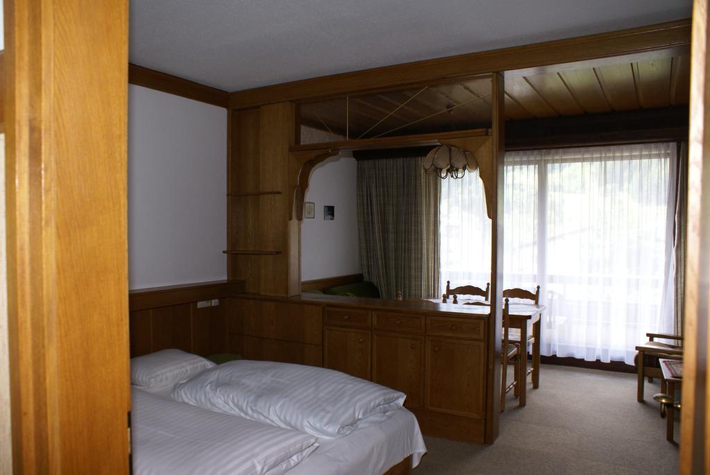 Haus Schuschnig Lägenhet Bad Kleinkirchheim Rum bild